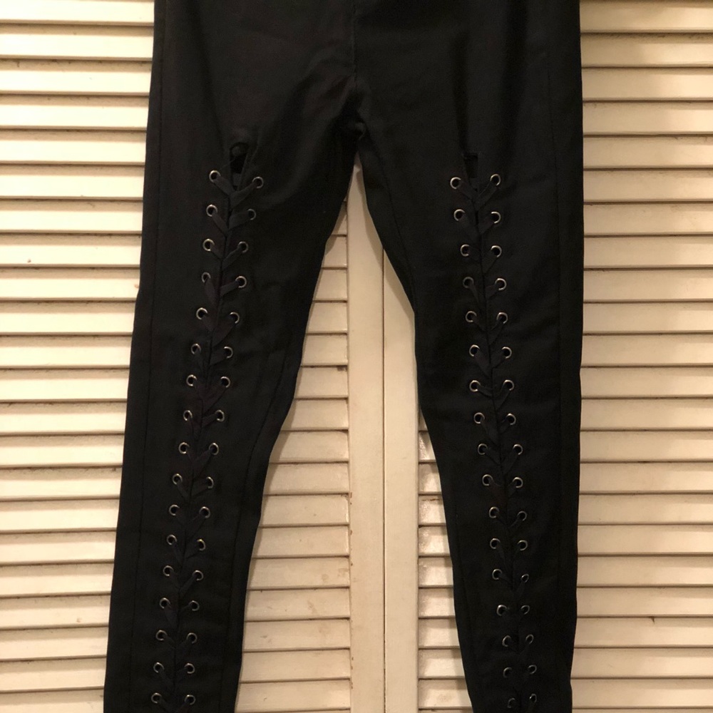 “Lace Me Up”